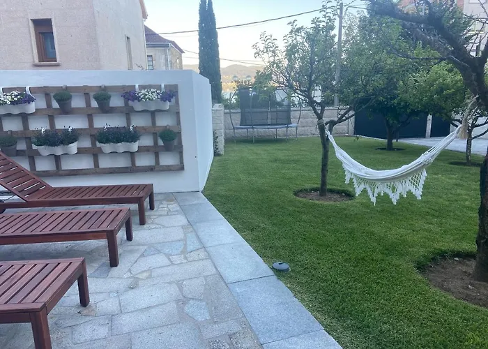 Lm House